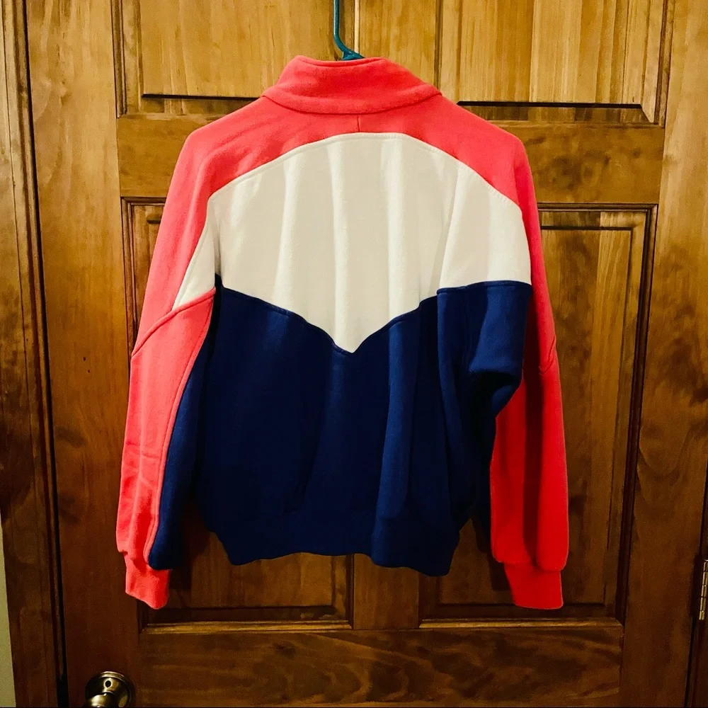 Nike! Vintage long sleeve pink & purple zip up sweatshirt size medium!